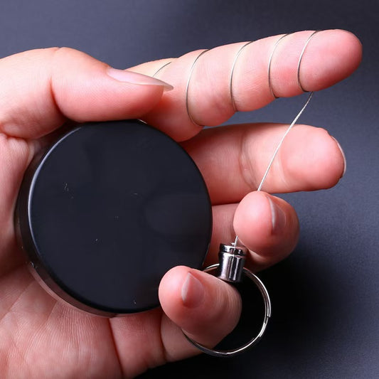 Retractable keychain